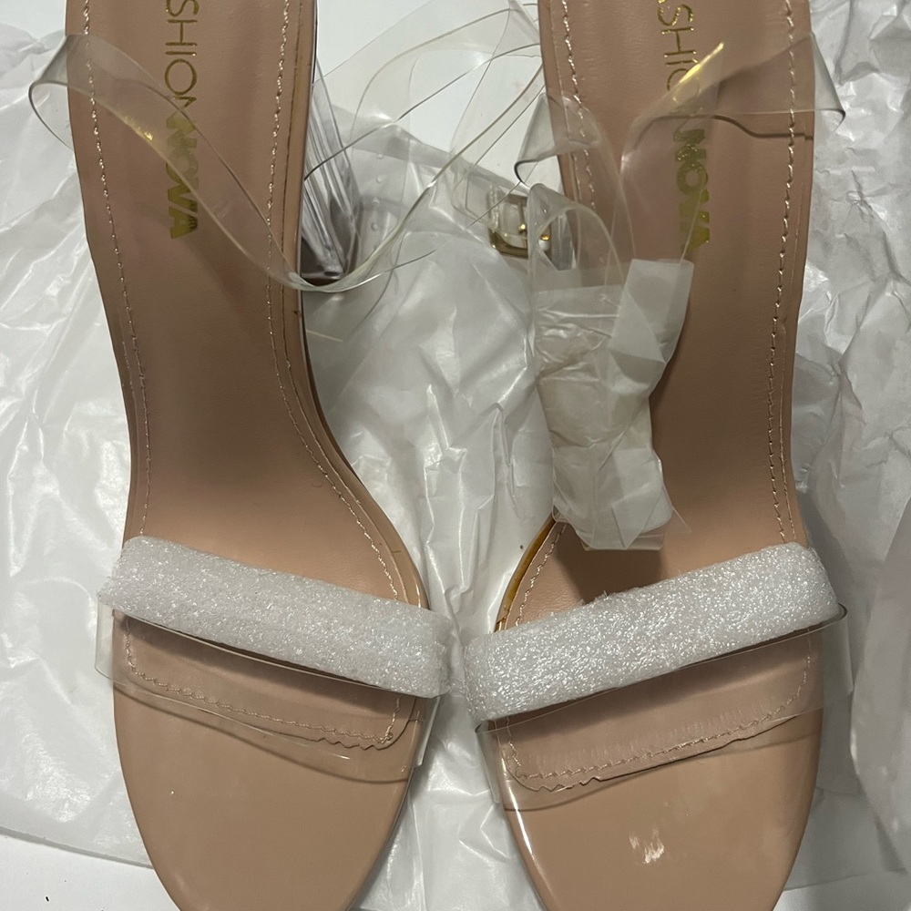 Color transparent, size 8 , brand new